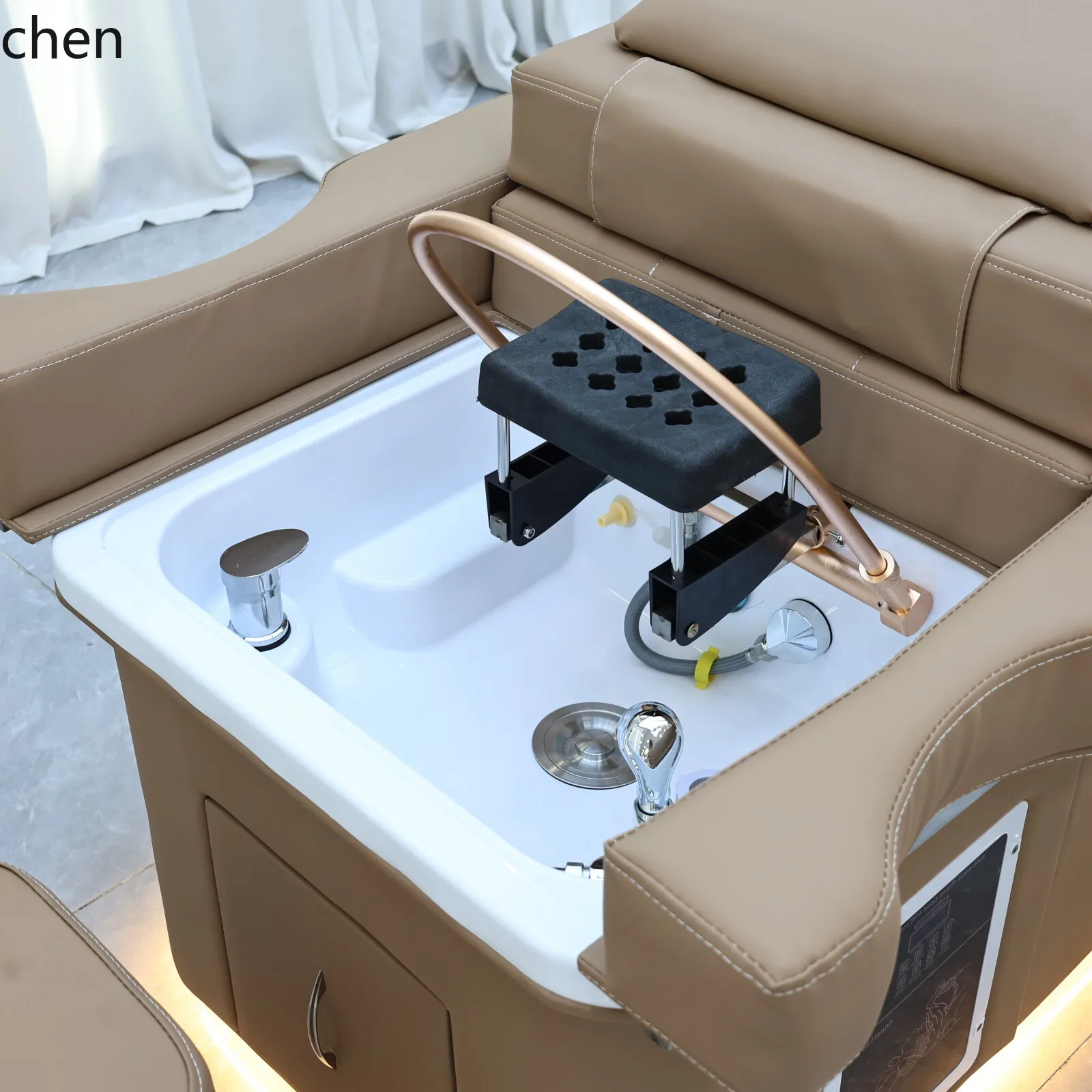 b7- バックリフトヘッドセラピー ウェルネスサロン 美容サ - Wellness Spa And Massage のレビューと価格